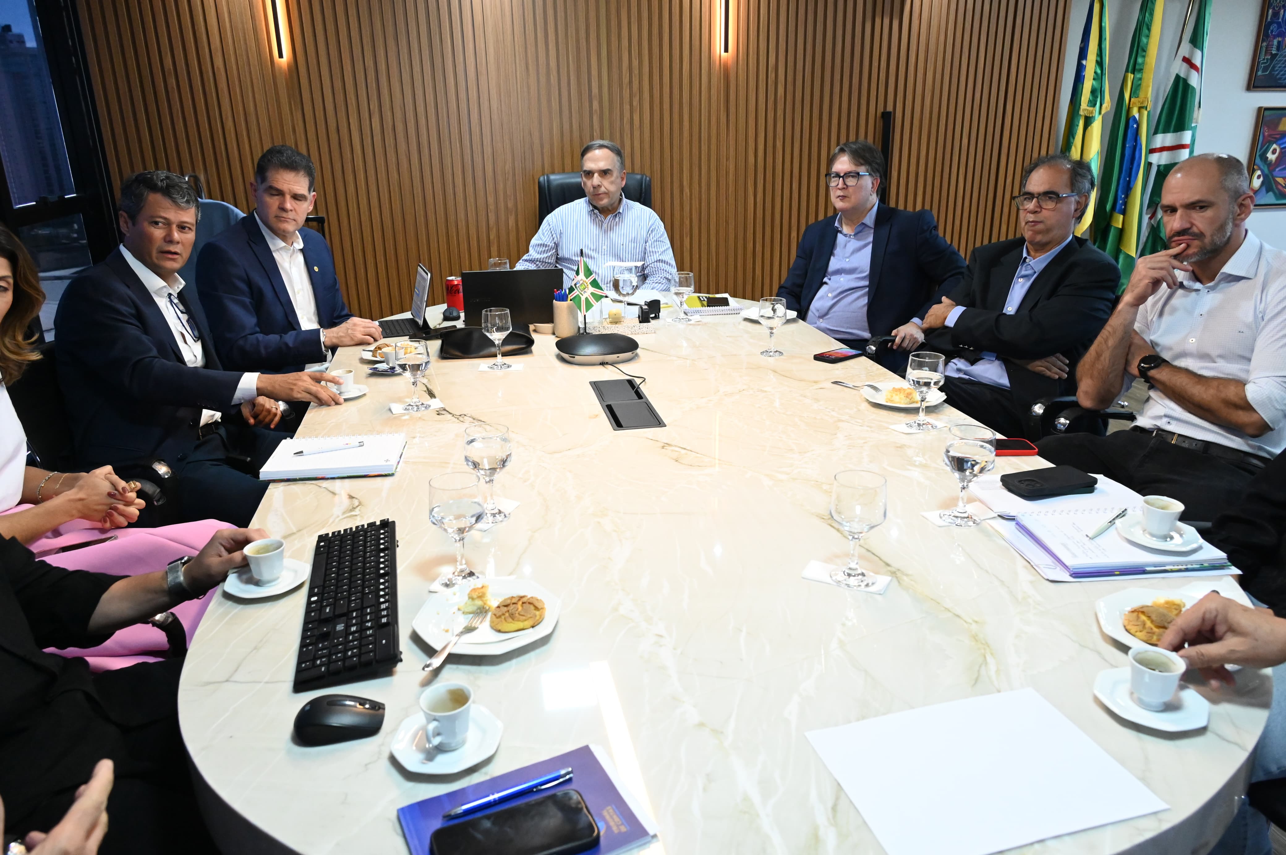 Sinduscon-GO e Prefeito Sandro Mabel Debatem Projetos de Habitação para Transformar Goiânia.